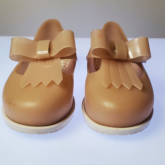 Mini Melissa Tan Bow Dress Shoes - Picture 1 of 9